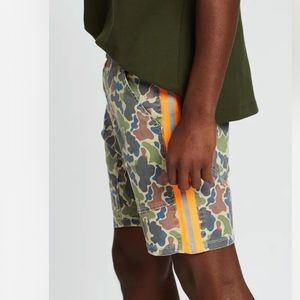 NXP DUCK HUNT CAMO Sergeant Camouflage Skinny Fit Casual Shorts size 30